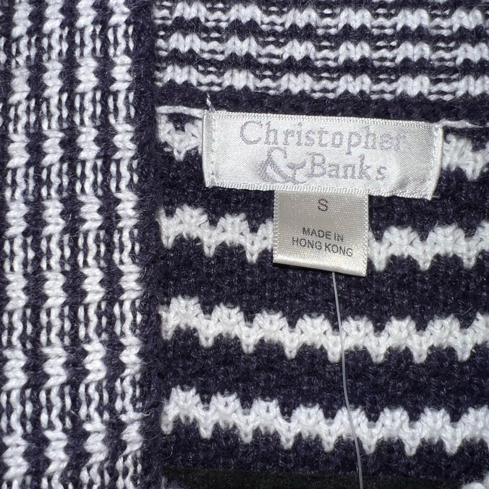 Women's Christopher & Banks Sweater Small NWT - Picture 2 of 5